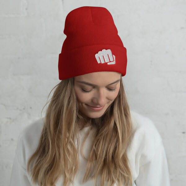 Bonnet fight
