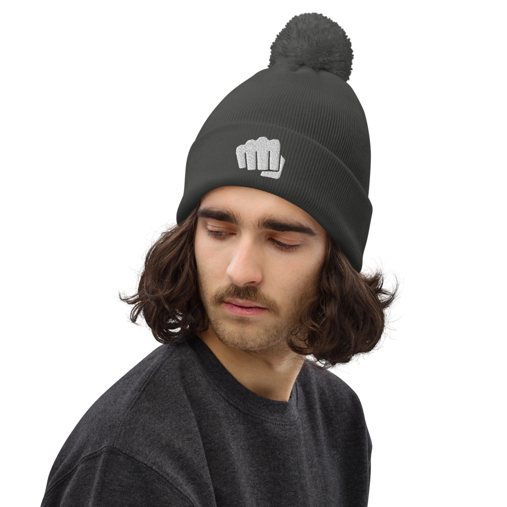 Bonnet à pompon fight – Image 5