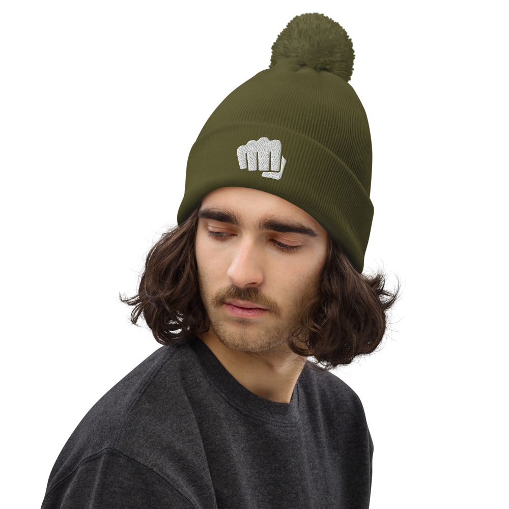 Bonnet à pompon fight