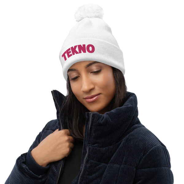 Bonnet à pompon tekno rose