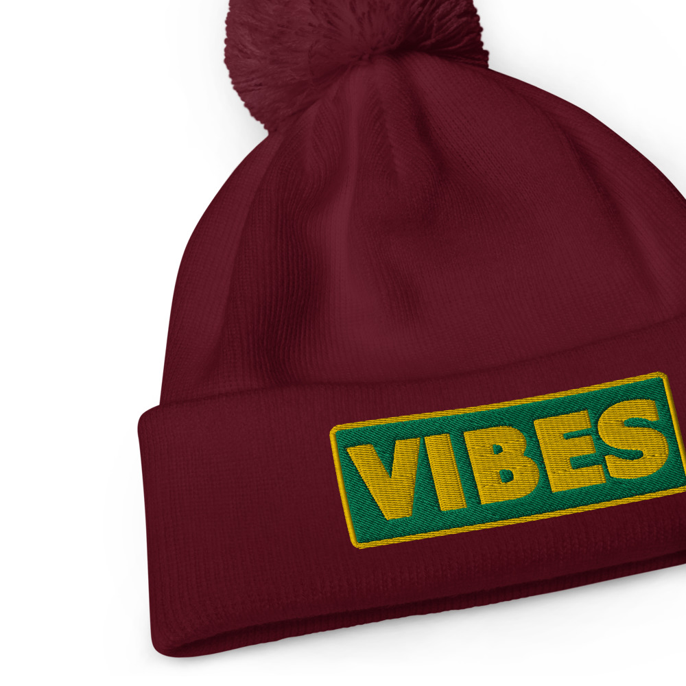 Bonnet à pompon VIBES vert – Image 3