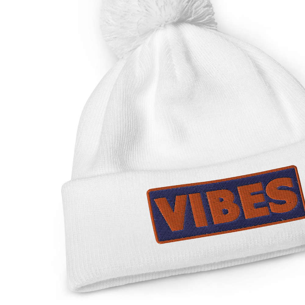 Bonnet à pompon VIBES bleu – Image 6