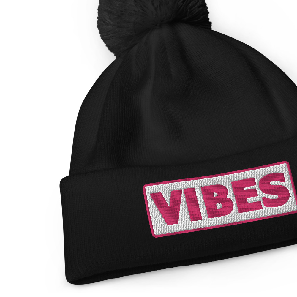 Bonnet à pompon VIBES blanc – Image 2