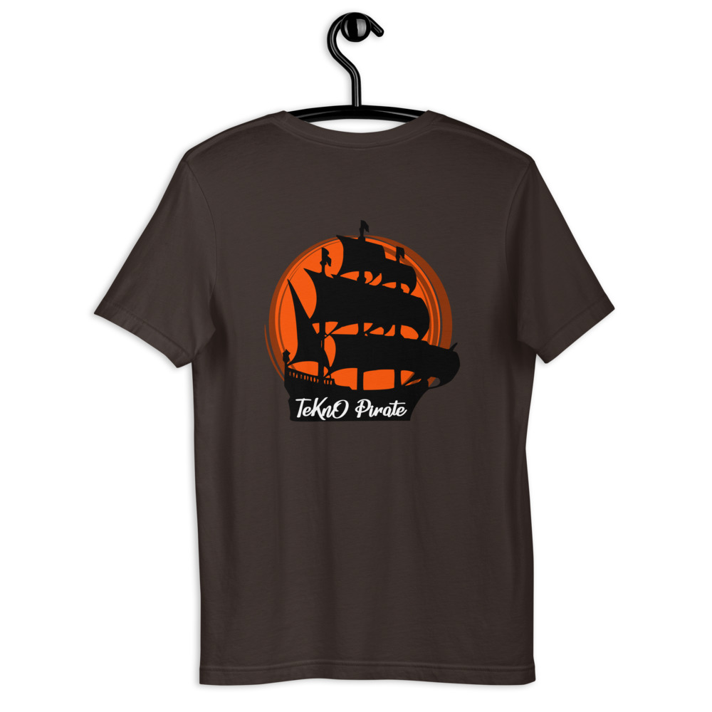 Tshirt tekno pirate imprimé au dos – Image 4
